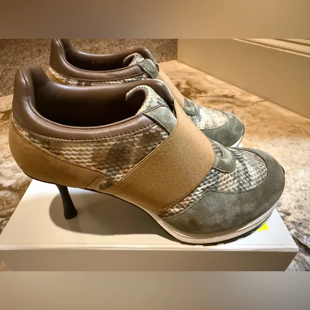 Sneex Slip-On Sneakers in Olive & Tan - Picture 6 of 9